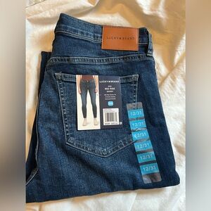 Lucky Brand women's mid rise Blue Jeans